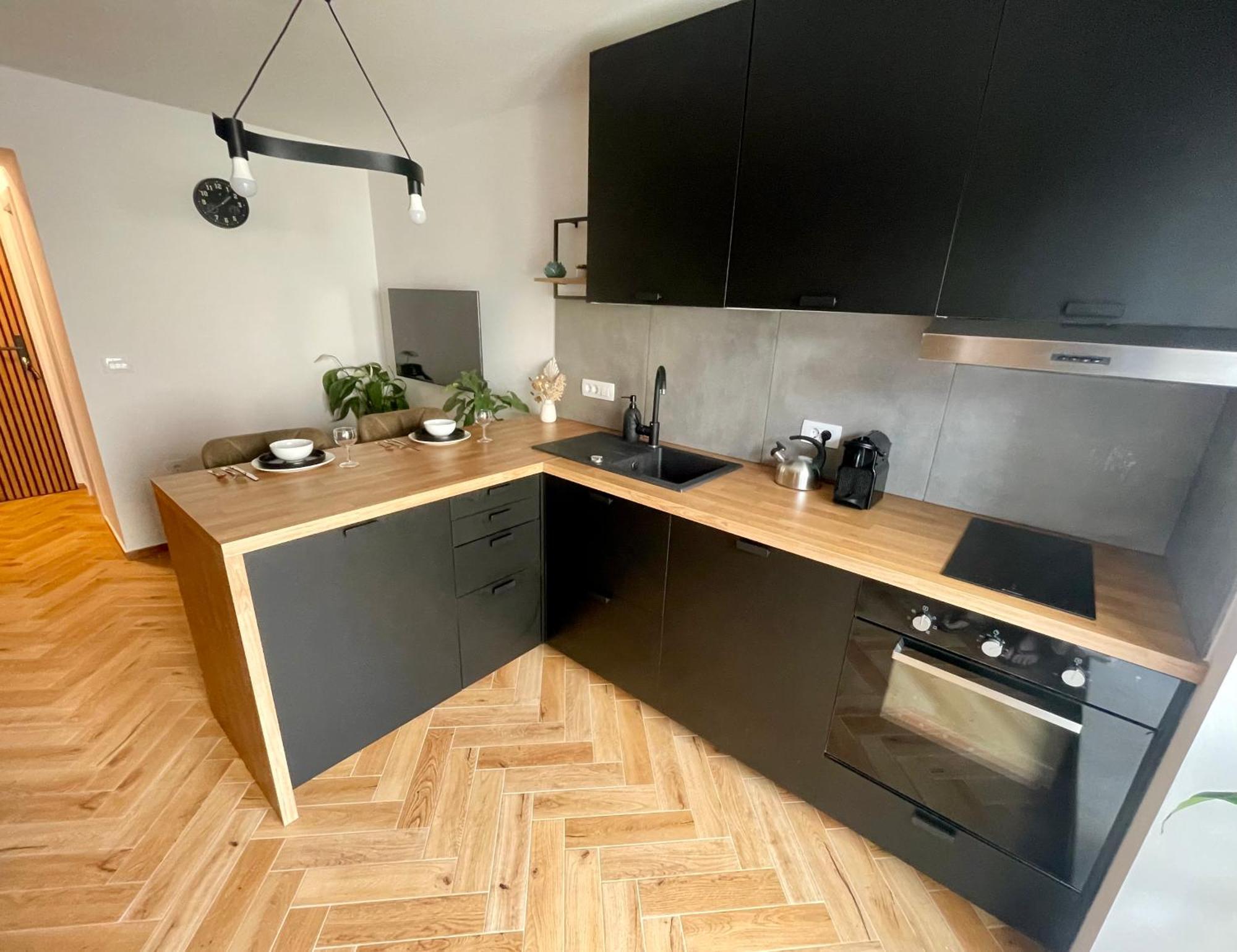 Gg Art Apartments III Ljubljana Kültér fotó
